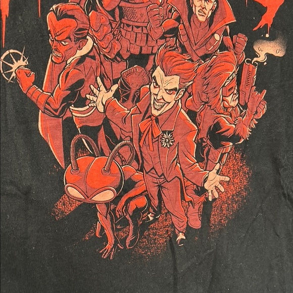 Funko DC Black and Red Graphic Tee - Picture 7 of 11